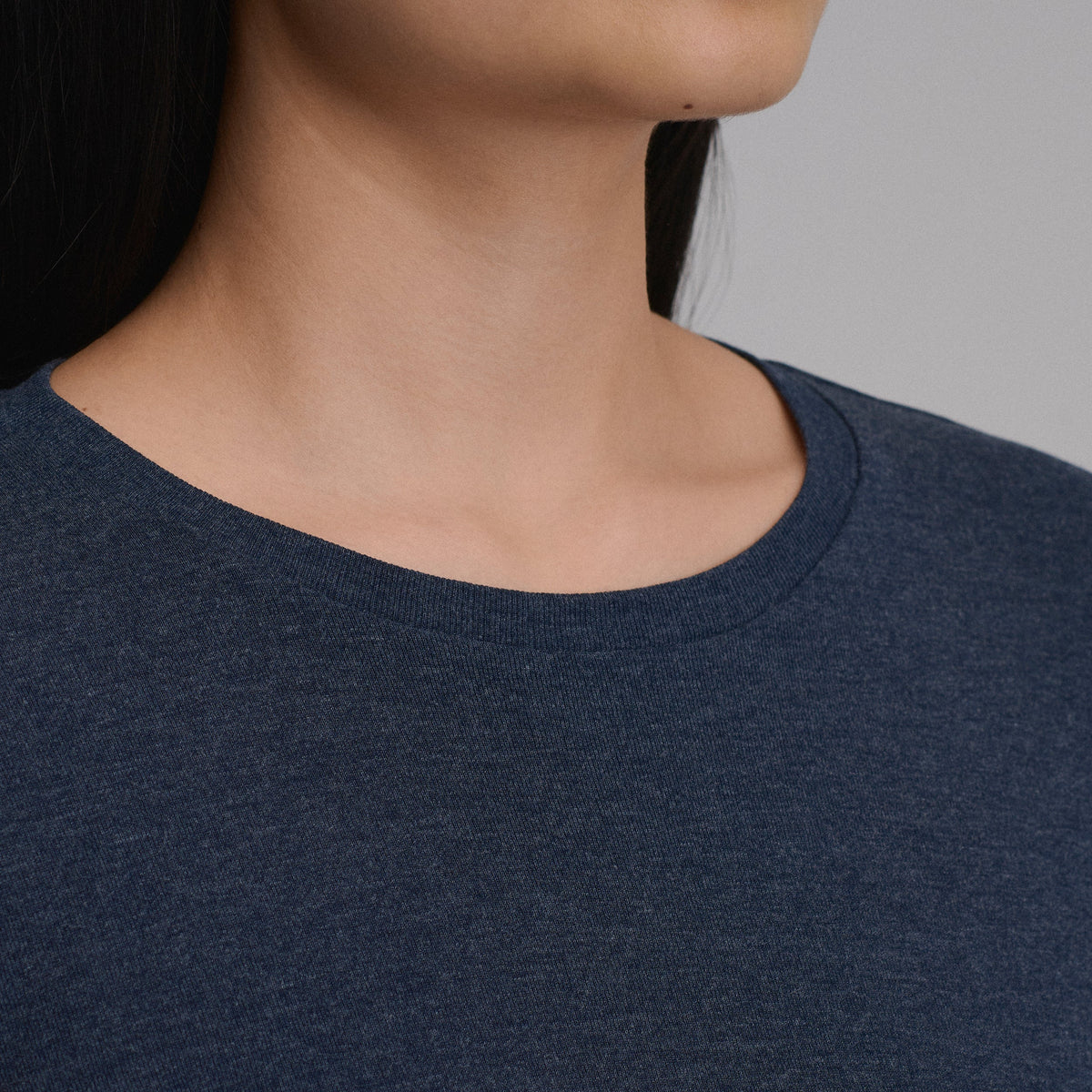 Women's Everyday Long-Sleeve Crewneck T-Shirt
