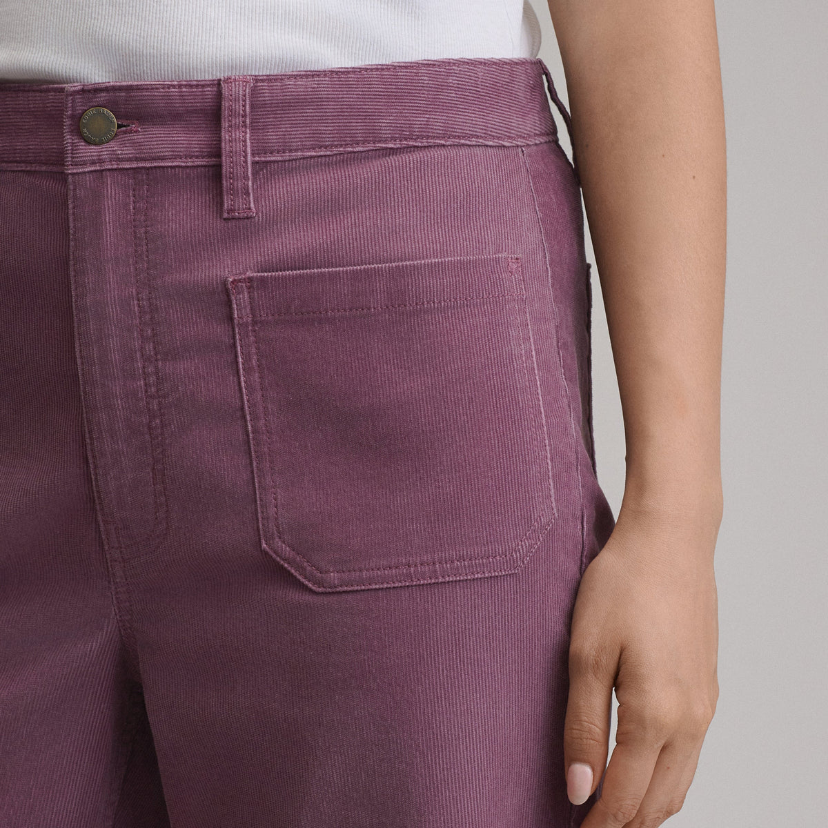 Women's True Icon Stretch Corduroy Pants