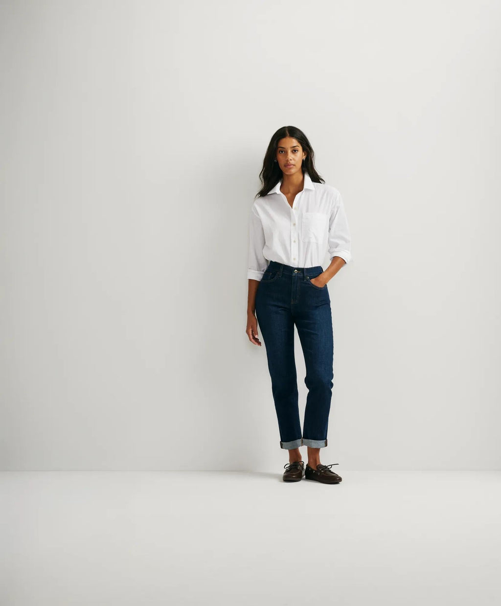 Women's Boyfriend Mid-Rise Slim Fit Jeans