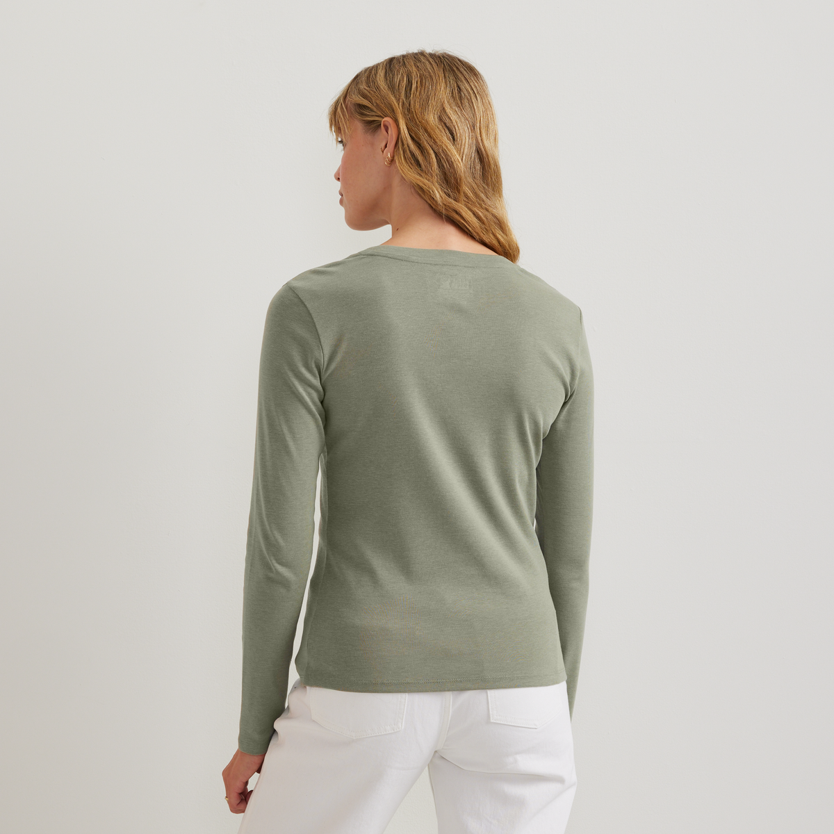 Women's Everyday Long-Sleeve Crewneck T-Shirt