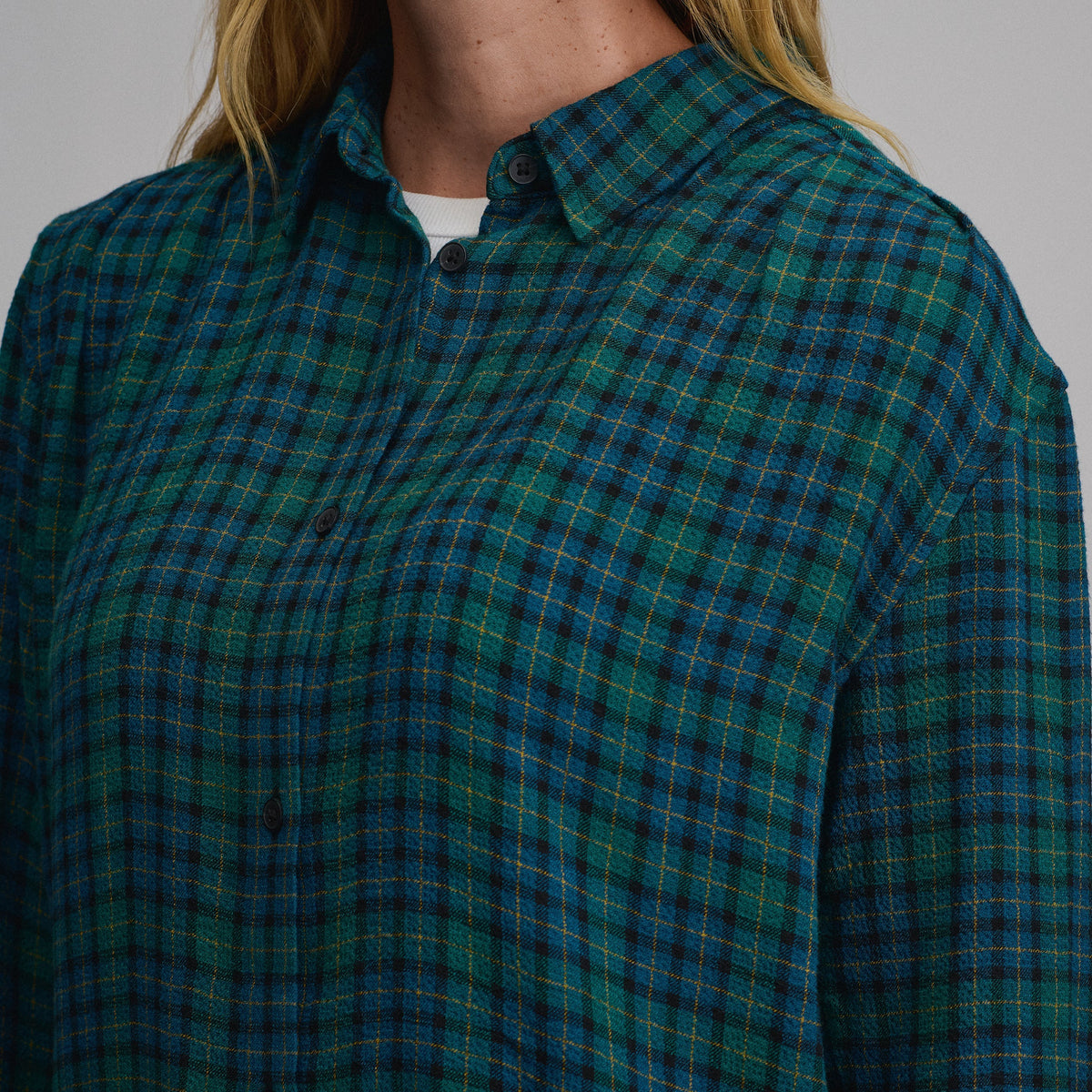 Women's Long-Sleeve Softened Button-Down Shirt