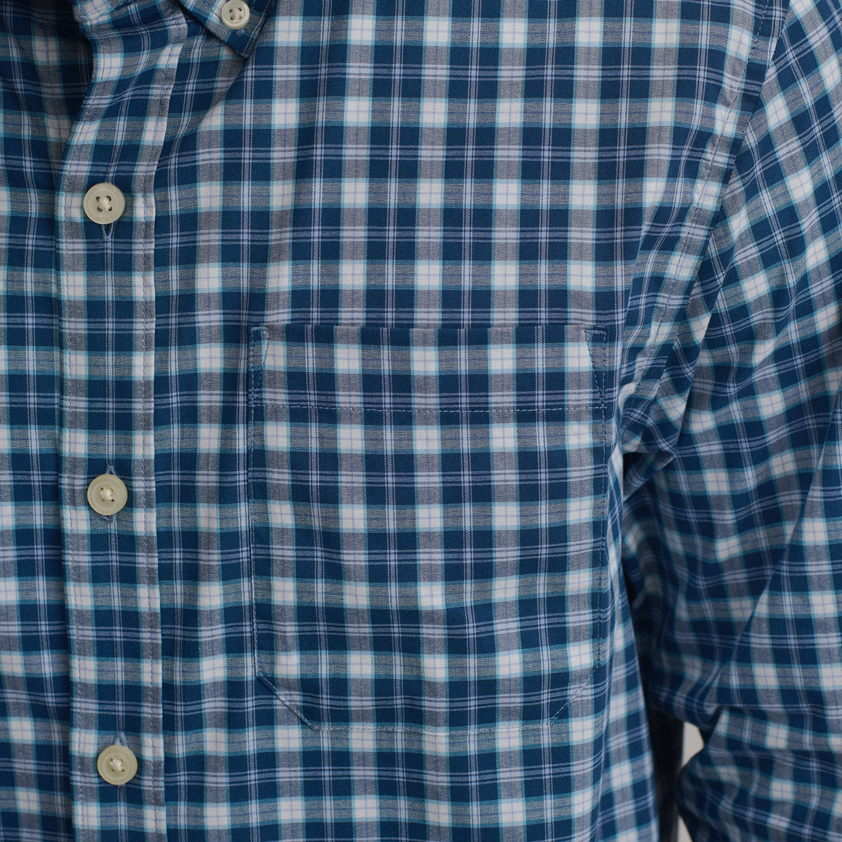 Men's Long-Sleeve Voyager 2.0 Dress Shirt