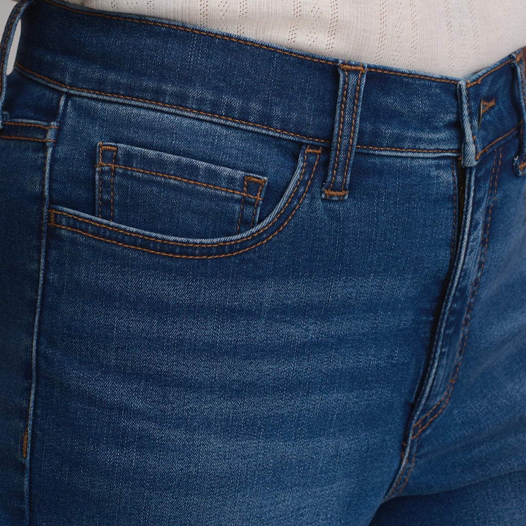 Women's Venture Stretch High-Rise Straight Leg Jeans