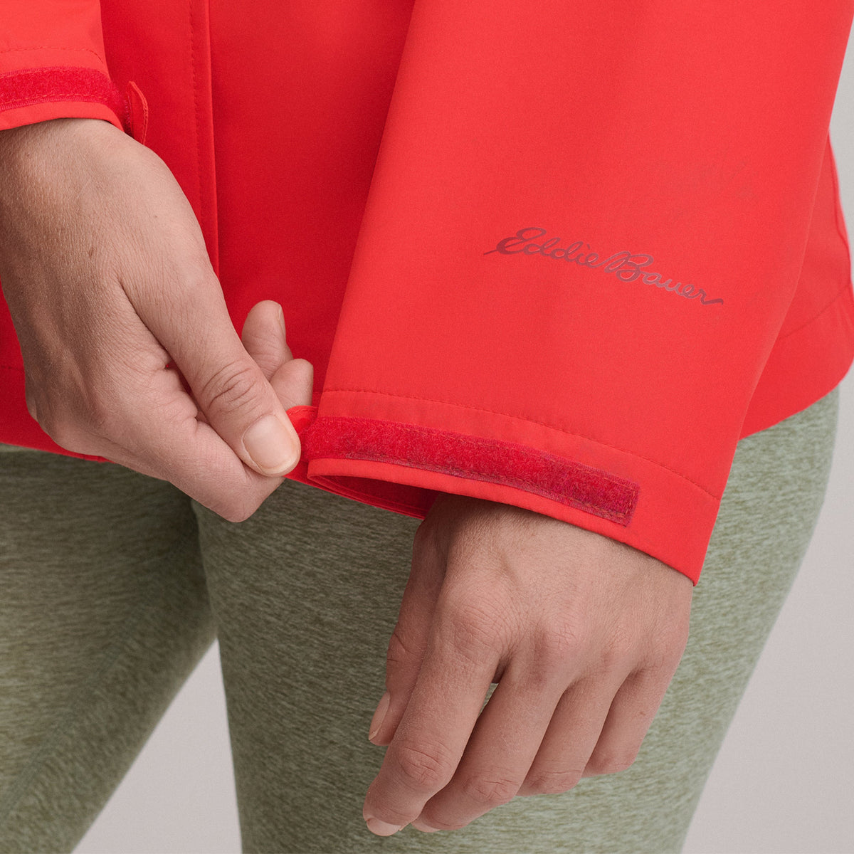 Women's Rainfoil® Waterproof Packable Hooded Rain Jacket